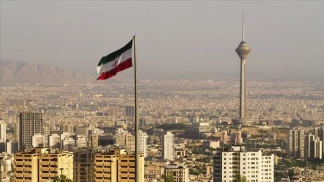 Іранська рада національної безпеки закликає жителів Тегерана покинути місто Рада-національної-безпеки-Ірану-закликає-мешканців-покинути-Тегеран