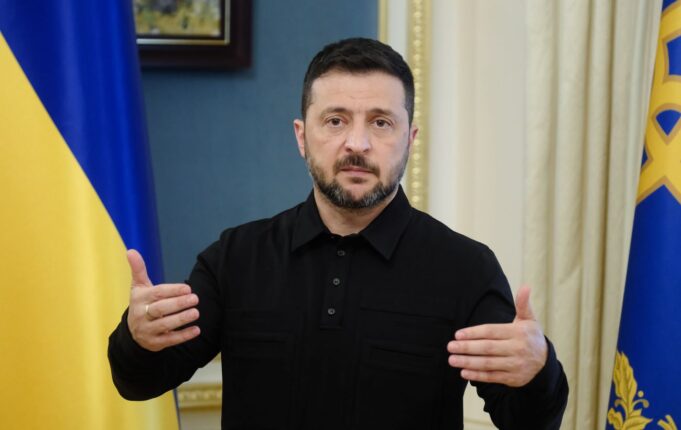 Зеленський визначив нові директиви для переговорів з Росією “Росії треба закінчувати війну”: Зеленський визначив оновлені директиви на мирних переговорах