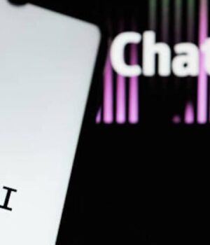 openai-посилить-заходи-безпеки-після-того,-як-винуватиця-смертельної-стрілянини-в-канадській-школі-писала-в.