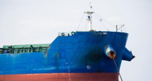 Нафта “застрягла” в морі: сотні танкерів завмерли біля берегів Ірану, – Reuters Нафта-“застрягла”-в-морі:-сотні-танкерів-завмерли-біля-берегів-Ірану,-–-reuters