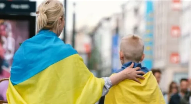 Більшість українців не вірять у тривалий мир та виступають проти виведення військ з Донбасу, —... Більшість українців не вірять у тривалий мир та виступають проти виведення військ з Донбасу, —...