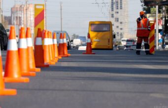 У КМДА попередиил про масштабний ремонт мостів: де та коли обмежуватимуть рух в столиці У-КМДА-попередиил-про-масштабний-ремонт-мостів:-де-та-коли-обмежуватимуть-рух-в-столиці