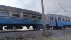 Російський дрон вдарив по потягу біля Кривого Рогу: одна загибель та кілька поранених Біля-Кривого-Рогу-російський-дрон-влучив-у-потяг-на-ходу-Що-відомо-про-поранених-і.