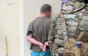 На Львівщині викрали підлітка через вигаданий борг у 400 тисяч рублів На Львівщині викрали підлітка через вигаданий борг у 400 тисяч рублів