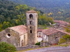 В Іспанії є неймовірне селище, яке ніби “застигло в часі”: що у ньому особливого В-Іспанії-є-неймовірне-селище,-яке-ніби-“застигло-в-часі”:-що-у-ньому-особливого