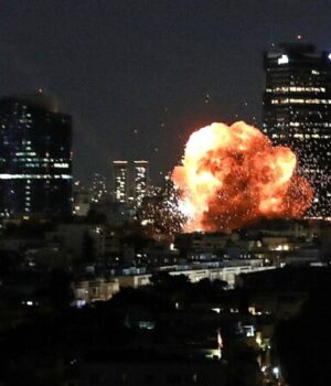 «Немає-безпечного-місця-на-землі»:-як-живуть-українці-під-час-військової-операції-на-Близькому-Сході