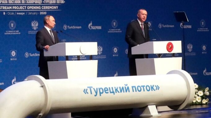 Путін заявляє про можливі диверсії на газопроводах у Чорному морі «Жалюгідні-сльози»-Кремля:-навіщо-Путін-лякає-підривом-«Турецького-потоку»-під-час-розмов-про-мир?