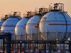 QatarEnergy оголосила форс-мажор через іранські атаки на об’єкти компанії Один-із-найбільших-у-світі-експортерів-СПГ-qatarenergy-оголосив-форс-мажор-на-тлі-іранських-атак