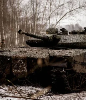 На-фронті-відбулось-106-бойових-зіткнень,-ворог-застосував-понад-6-тис.-дронів-камікадзе-–-Генштаб