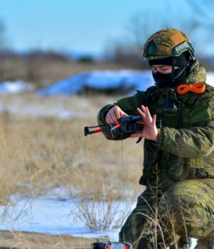 Російські війська масово перекидають дешеві дрони на фронт, – Флеш