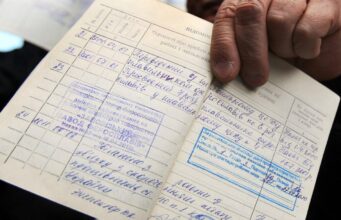 Кому потрібно оцифрувати трудову: чи можна без цього втратити стаж – пояснює юрист Кому-потрібно-оцифрувати-трудову:-чи-можна-без-цього-втратити-стаж-–-пояснює-юрист