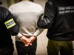 У Польщі затримують і депортують українців: хто під прицілом поліції (фото) У Польщі-затримують-і депортують-українців:-хто-під-прицілом-поліції-(фото)