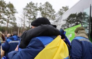 Великий обмін: додому повертаються шестеро воїнів з Волині Великий-обмін:-додому-повертаються-шестеро-воїнів-з-Волині