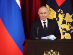 Путін наказав звільнити двох українських військовополонених з угорським громадянством Niecodzienny akt łaski Władimira Putina. “Możecie zabrać ich ze sobą samolotem”