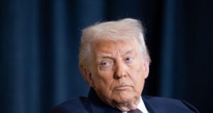 Суд зобовʼязав Трампа повернути сотні мільярдів доларів за незаконні мита, – Reuters Суд-зобовʼязав-Трампа-повернути-сотні-мільярдів-доларів-за-незаконні-мита,-–-reuters