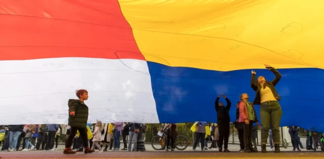 Польща змінює правила легалізації для українських біженців Польща-змінює-правила-для-українських-біженців-–-мають-рік,-щоб-легалізуватись