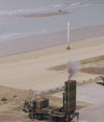 Південнокорейська ППО Cheongung-II перехопила іранську балістику в ОАЕ Південнокорейська-ППО-cheongung-ii-перехопила-іранську-балістику-в-ОАЕ