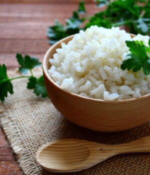Чи-завжди-потрібно-промивати-рис-перед-варінням:-відповідь-шеф-кухарів