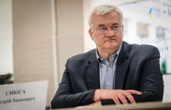 Україна звинуватила Угорщину у захопленні українських заручників Сибіга-звинуватив-угорську-владу-у-захопленні-сімох-українських-заручників-та-пограбуванні-Ощадбанку