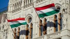 Конфлікт між Україною та Угорщиною: затримання українських інкасаторів викликало дипломатичну кризу Конфлікт-між-Угорщиною-та-Україною-наростає:-усі-деталі-та-реакції-на-затримання-в-Будапешті