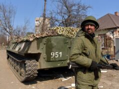 Бої за Гришине: Російські війська намагаються прорватися до центральної частини села Росіяни рвуться до центру Гришиного, атакуючи з двох напрямків (мапа)