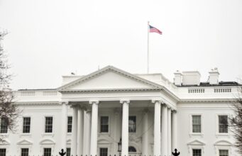 У Трампа прокоментували допомогу Ірану від Росії для ударів по військових США У-Трампа-прокоментували-допомогу-Ірану-від-Росії-для-ударів-по-військових-США