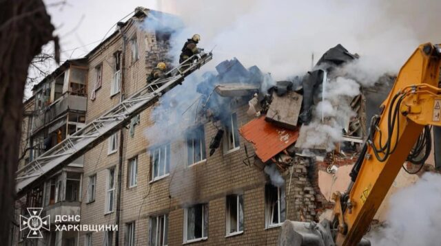 Зеленський: РФ била по енергетиці та залізниці у чотирьох областях Зеленський:-РФ-била-по-енергетиці-та-залізниці-у-чотирьох-областях