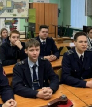 Режим-Путіна-вербує-студентів-ВНЗ-та-училищ-на-війну-проти-України