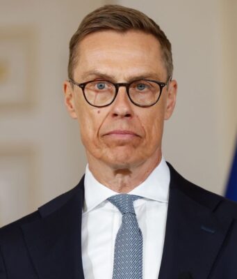 Президент Фінляндії: Конфлікт на Близькому Сході може вплинути на війну в Україні Війна в Ірані може зіграти на руку Україні: Стубб назвав неочевидну причину