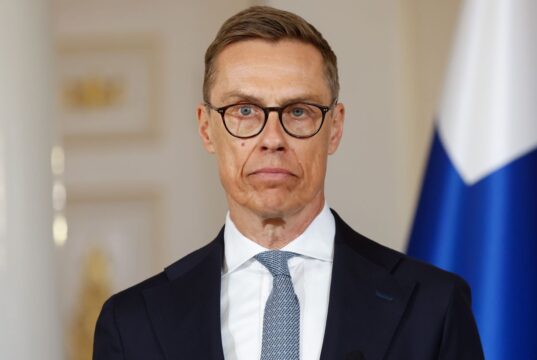 Президент Фінляндії: Конфлікт на Близькому Сході може вплинути на війну в Україні Війна в Ірані може зіграти на руку Україні: Стубб назвав неочевидну причину