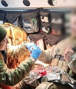 «Я-бачила-свою-роль-в-ЗСУ».-Історія-матері-4-дітей,-яка-рятує-поранених-на-фронті