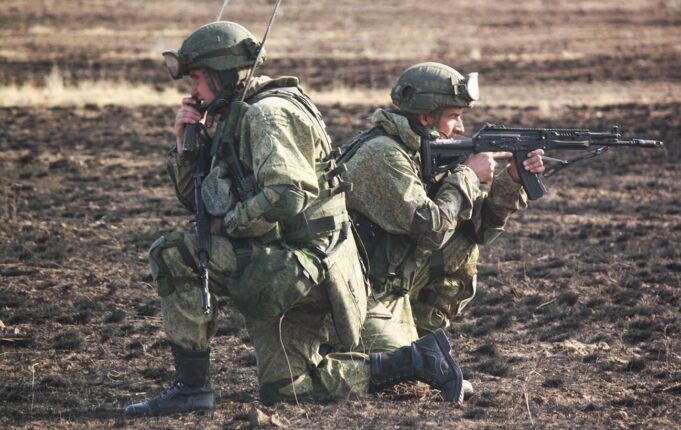Вербування росіян для війни в Україні: історія Георгія Кочкіна Обіцяли Африку, а везли в Україну: втікач розкрив схему вербування РФ