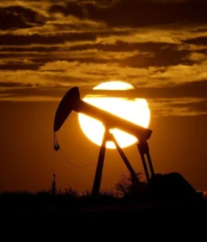 Аналітики-прогнозують-можливе-зростання-вартості-нафти-до-215-доларів-за-барель Аналітики-прогнозують-можливе-зростання-вартості-нафти-до-215-доларів-за-барель