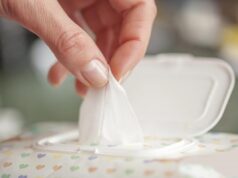 Що ніколи не варто чистити дезінфікуючими серветками: експерти назвали 8 предметів Що-ніколи-не-варто-чистити-дезінфікуючими-серветками:-експерти-назвали-8-предметів