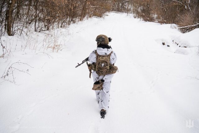 Річна відстрочка від мобілізації для контрактників 18-24: Зеленський підписав закон Річна-відстрочка-від-мобілізації-для-контрактників-18-24:-Зеленський-підписав-закон