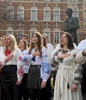 «Шевченко-був-на-чужині,-як-і-ми-зараз»-–-у-Празі-відзначили-212-років-з.