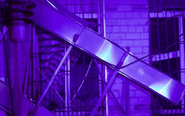 Російська атака на Дніпро: пошкоджено багатоповерхівки та постраждалі Нічний обстріл Дніпра: пошкоджені 8 багатоповерхівок та вибиті сотні вікон (фото)