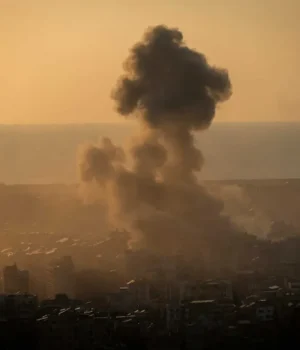 Ізраїль-завдав-удару-по-житловому-будинку-в-центрі-Бейрута