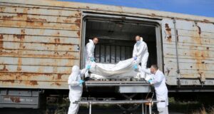 У Чернівцях під час розтину тіла військового виявили гранату РФ передала тіло українського воїна з гранатою всередині