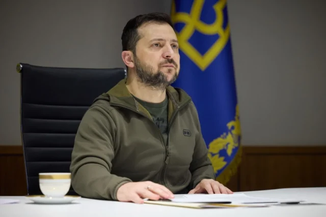 Зеленський закликав США посилити тиск на Росію та обговорив гарантії безпеки з Трампом Потрібно-більше-тиску-від-США-на-рф,-а-не-на-мене-–-Зеленський