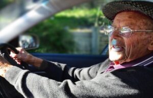 В Україні хочуть змінити правила для водіїв 65+ В-Україні-хочуть-змінити-правила-для-водіїв-65+