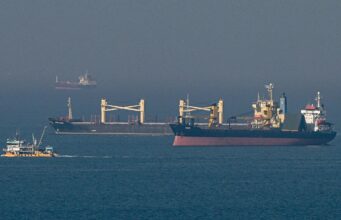 Кремль планує збільшити кількість нафтових танкерів під російським прапором Кремль розширює “тіньовий флот”: розвідка розкрила нові плани Росії