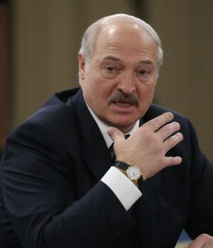 “Не лізьте до нас”: Лукашенко перейшов до погроз НАТО через “Орєшнік”