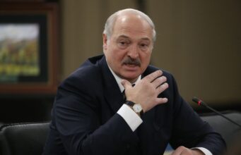 Лукашенко погрожує Україні та НАТО балістичною ракетою “Орєшнік” “Не лізьте до нас”: Лукашенко перейшов до погроз НАТО через “Орєшнік”
