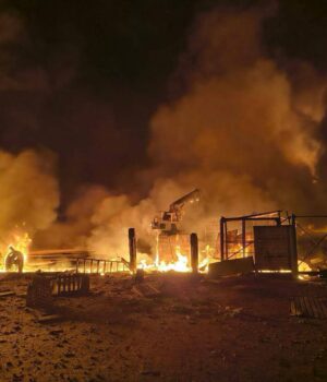 РФ-атакувала-енергетику-Київщини:-у-чотирьох-районах-є-руйнування-та-пожежі