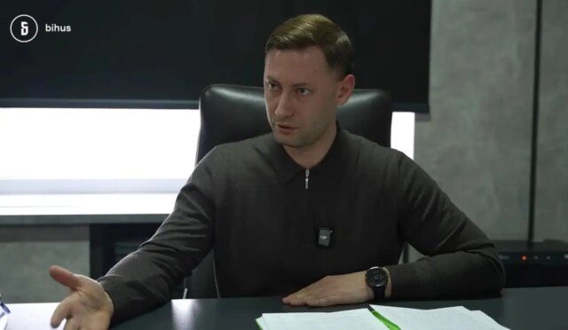 Родина заступника керівника БЕБ на Волині володіє елітним автопарком та нерухомістю Родина-заступника-керівника-БЕБ-на-Волині-володіє-елітним-автопарком-та-нерухомістю