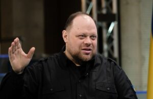 Спікер Верховної Ради закликає до обережності у висловлюваннях про депутатів Стефанчук закликав утриматися від заяв про нардепів, які б шкодили репутації Ради