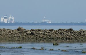 Скасування санкцій США щодо російської нафти: реакція та наслідки США-тимчасово-дозволили-купувати-російську-нафту:-що-робити-Україні