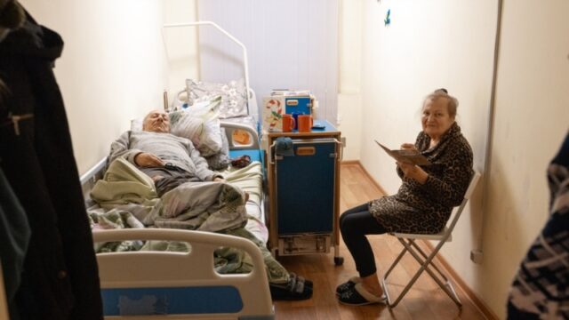 Ситуація з евакуацією: чому люди повертаються у зону бойових дій «Куди-ж-я-поїду?»-Чи-справді-переселенцям-не-вистачає-місць-для-розселення-після-евакуації