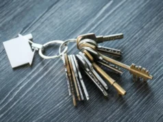 Власниця магазину побила клієнта ключами через прохання перейти на українську мову Власниця магазину побила клієнта ключами через прохання перейти на українську мову